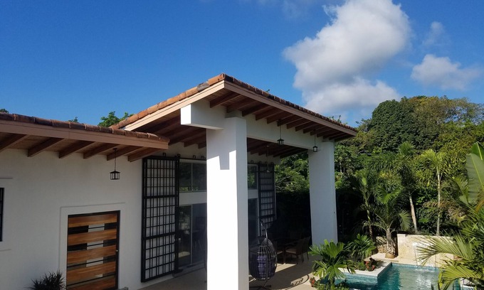 Villas Xihu House | Tropical modern minimalist outdoor living paradise