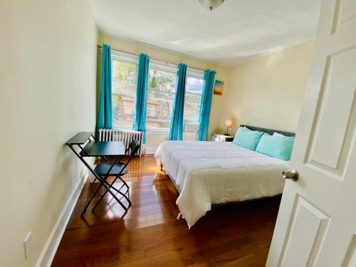 Irvington House | Tropical Oasis - Room 2