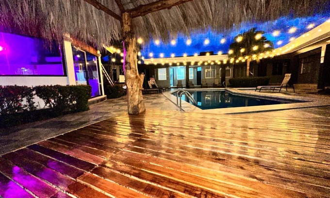 Jaco Resort | Tropical Paradise 20 Room Private Resort - Close to Cocal Casino