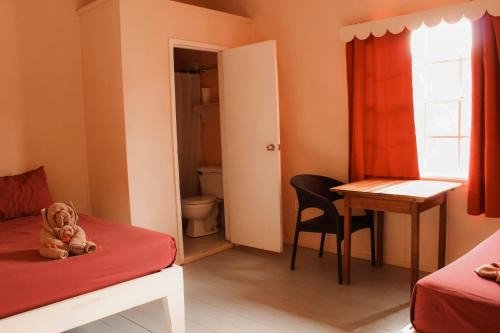 Caye Caulker Hotel | Tropical Paradise Express