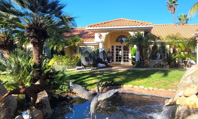 El Cajon House | Tropical Paradise & Serenity - Sportsman's Delight