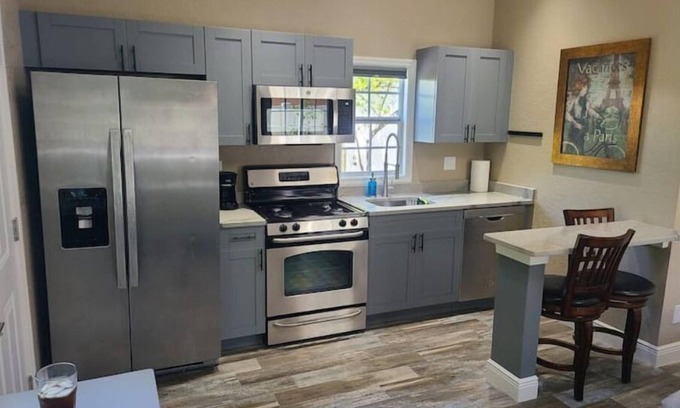 Pinecrest West Park Apartment | Tropical Paradise studio #3