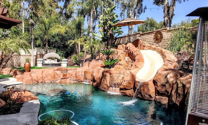 Mission Viejo House | Tropical Paradise 4 Bedroom Home sleeps 10