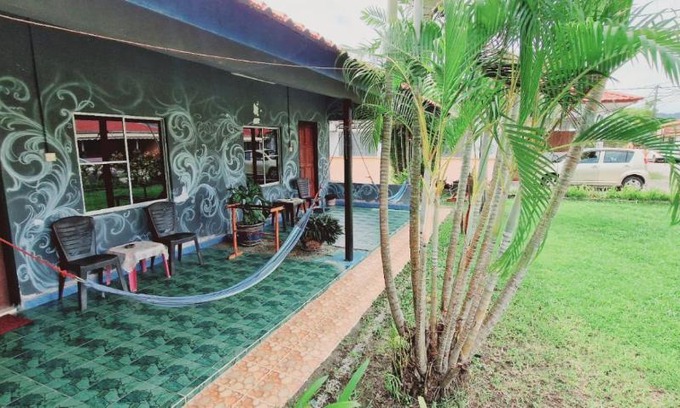 Lubok Buaya Ski Chalet | Tropical village langkawi