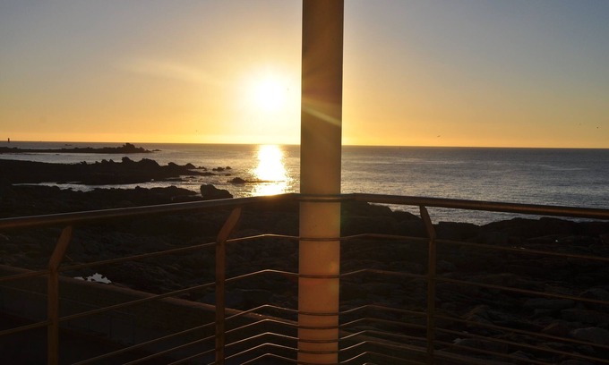Saint-Guenole House | Trouz Ar Mor *RARE Luxury semi-detached villa in Penmarch 10m from the sea