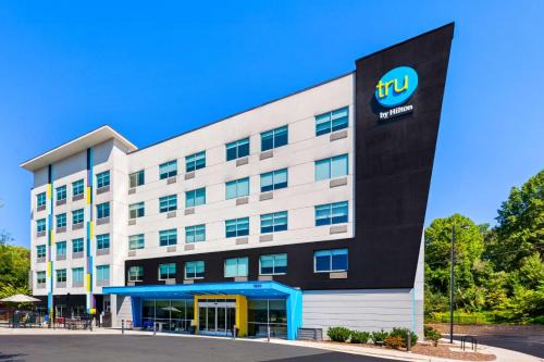 Asheville Hotel | Tru by Hilton Asheville Blue Ridge Parkway