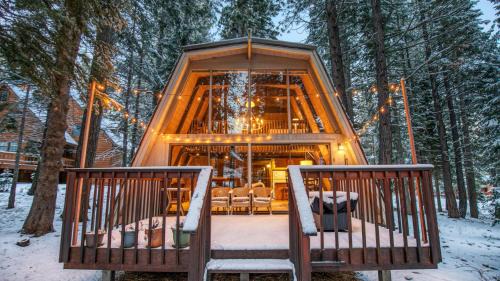 Truckee House | Truckee Cabin Getaway - Sleeps 6