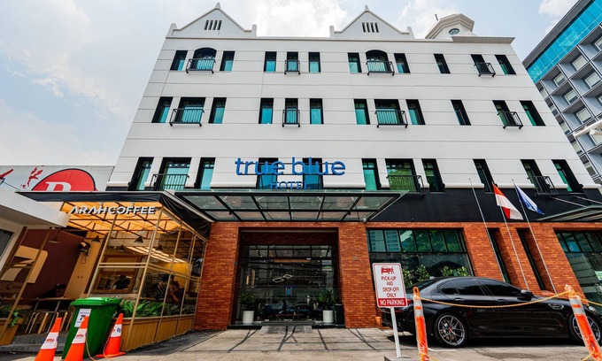 Cikini Hotel | True Blue Menteng Jakarta