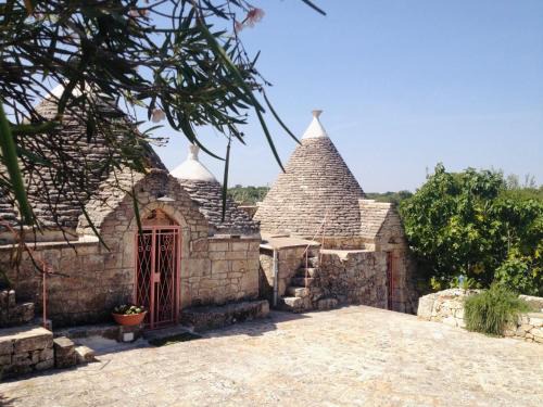 Ceglie Messapica House | Trulli Camaris