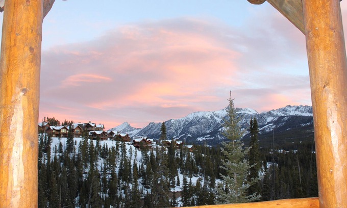 Saddle Ridge Condo | Truly Ski In/Ski Out Condo! Spacious- Sleeps 11! Great Mountain Views!