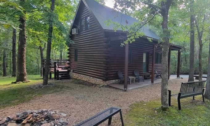 Warsaw Cabin | Truman Lake Cabin - Secluded and private