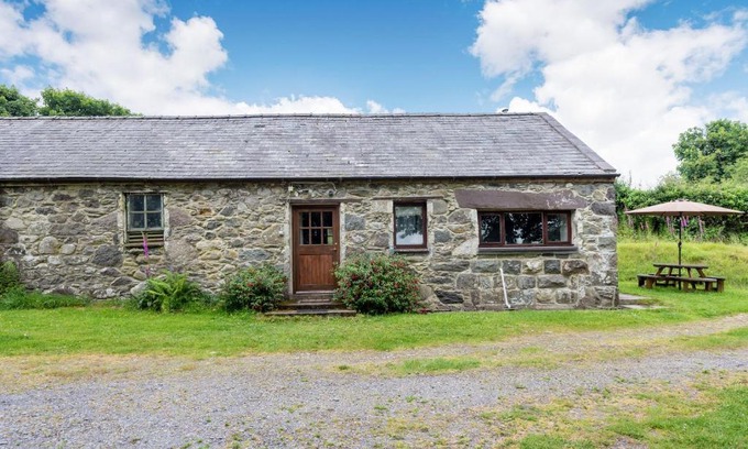 Dinas House | Tryfan Cottage
