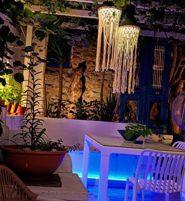 Agios Pavlos Apartment | Trykonos Oasis Garden - Free Parking - Explore Center on foot - Close to University & Helexpo