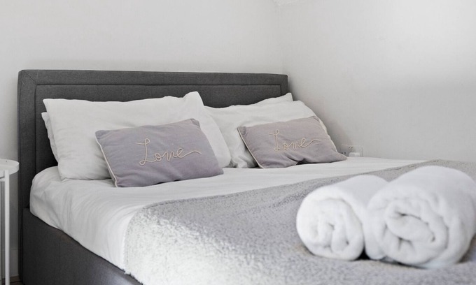 Addiscombe Apartment | TTSA - Essential 1 Bedroom Apartment 1 - Croydon