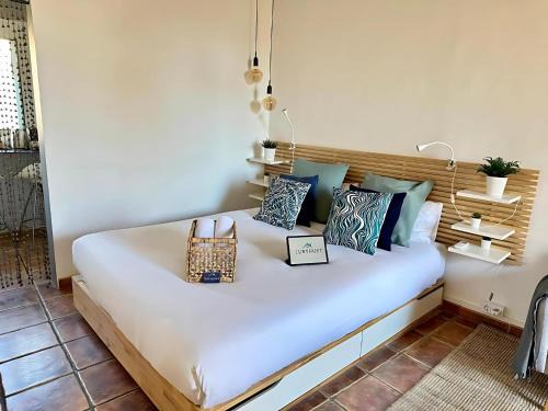 Poblenou Apartment | ツ Loft with Private Terrace 5 Minutes Walking from the Beach