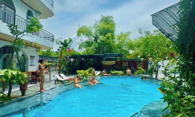 Hoa Lu Hotel | Tuan Ngoc Hotel