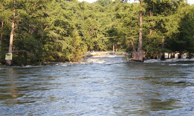 Gruene Cabin | Tube, swim, relax, and enjoy the Guadalupe River ~ near Historic Gruene.