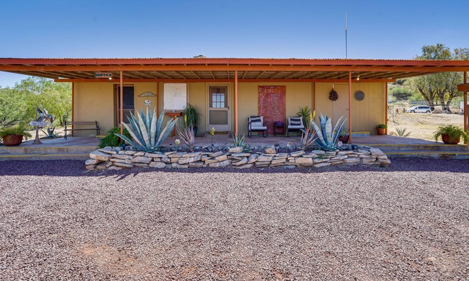 Tucson Apartment | Tucson Desert Getaway: Pet Friendly, Mountain View