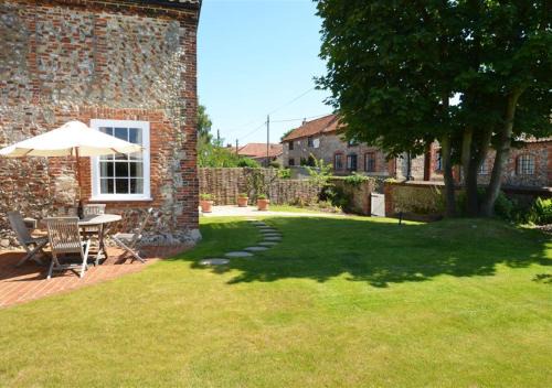 Walsingham House | Tudor Cottage