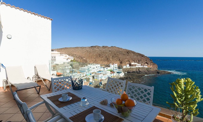 Telde Ski Chalet | Tufia Marine Life by Canariasgetaway