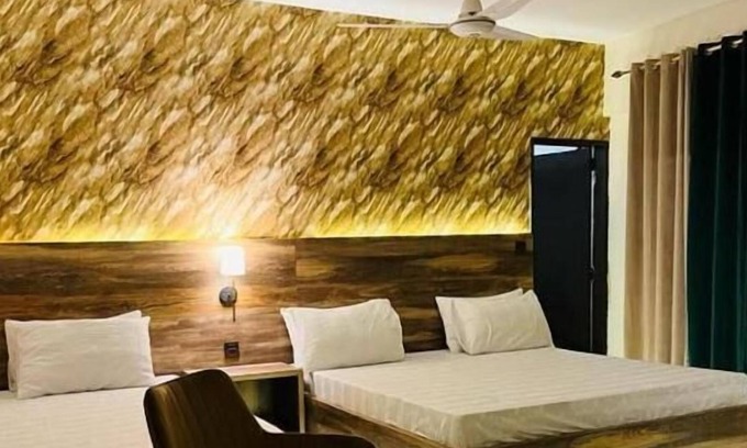 D.H.A. Hotel | Tulip Hotel & Apartments - DHA