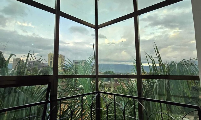Moshi Hotel | Tulivu Urban