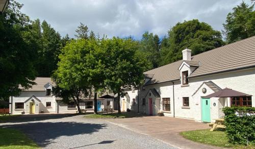 Enniskillen House | Tully Mill Cottages