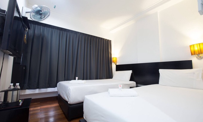 Kampung Surabaya Hotel | Tune Hotel - Waterfront Kuching