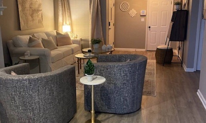 Tupelo House | Tupelo Rental - newly renovated