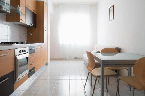 Piombino Apartment | Turati apartment: seaside-center