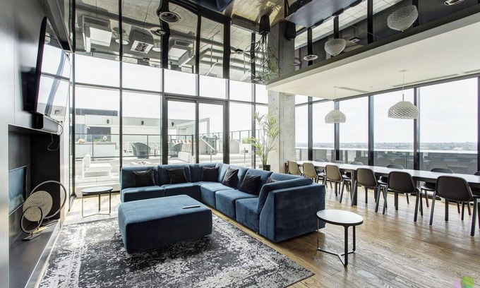 Downtown Montreal Condo | Turn-Key Luxury Stay - Downtown Montreal
