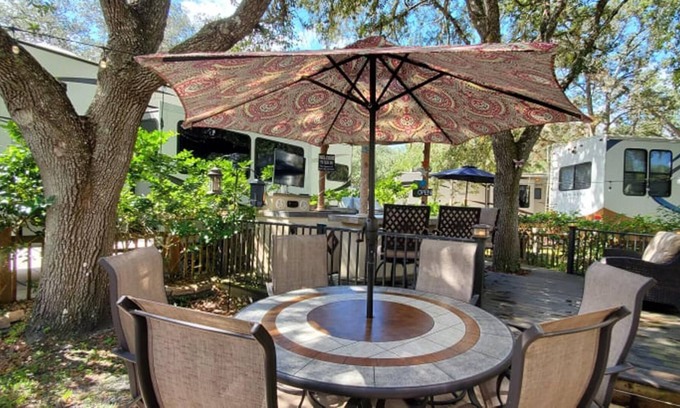 River Ranch Cottage | Turn Key Tiki Hut Glamping On-site RV Package! FREE Golf Cart! 182