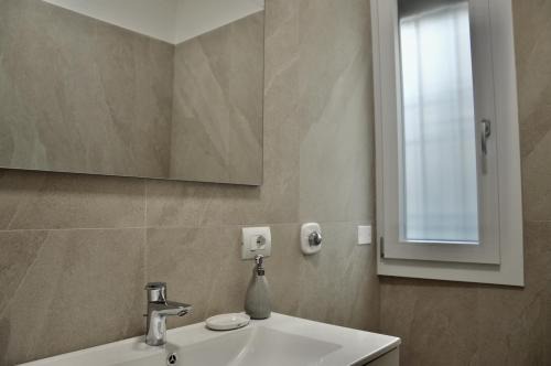 Savena Apartment | Turris Apartments - VILLA LAURA