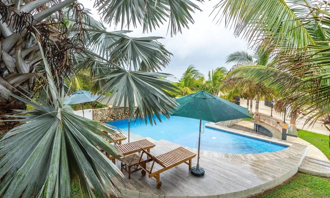 Santa Maria Colotepec Hotel | Turtle Seaview