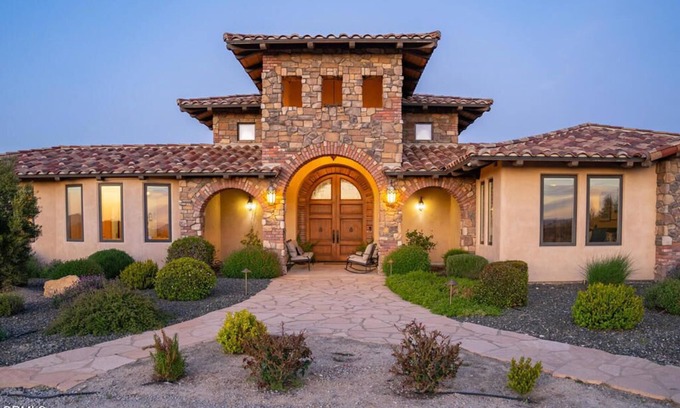 San Miguel House | Tuscan Style Wine Country Getaway