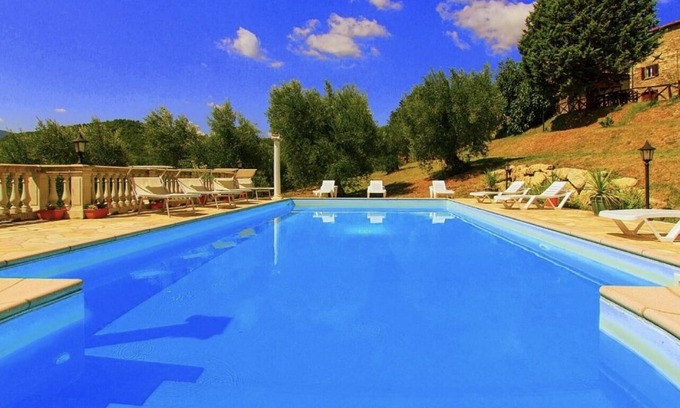 Caprese Michelangelo Villa | Tuscany Villa, Salt Water Pool. Adults only location