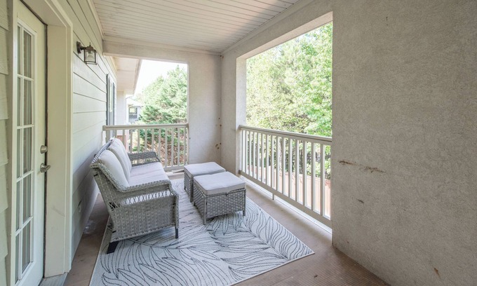 Tuscaloosa House | Tusks at Traditions: Close to UA | Sleeps 6
