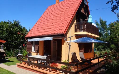 Balatonfenyves House | Tutijó Házikó