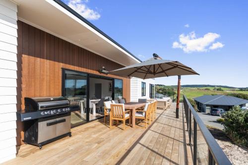 Ruakaka House | Tuturu Bliss - Ruakākā Holiday Home