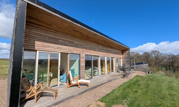 Kelso House | Tweed Hideaway - Two Bedroom House, Sleeps 4