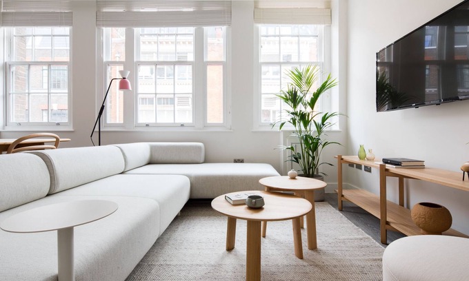 Chinatown Apartment | twentytwo - One Bedroom, Sleeps 2