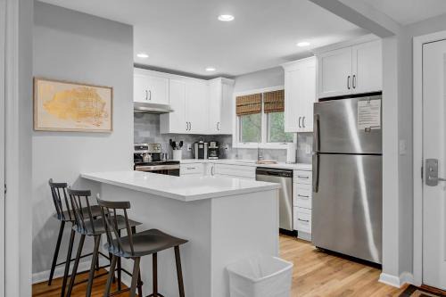 Twin Oaks House | Twin Oaks 24 by Wild Dunes, with Golf View