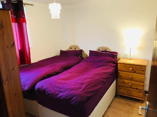 Headington House | Twin or Single Private Room Near Brookes University, Oxford Hospitals and EF Language College, Headington Oxford B