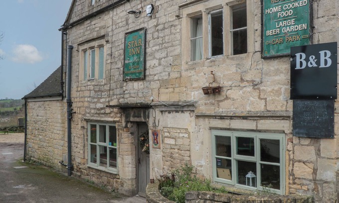 Stroud Cottage | Twin Room