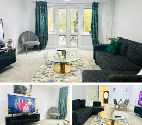 Rochester House | Twist of Tranquility in Rochester