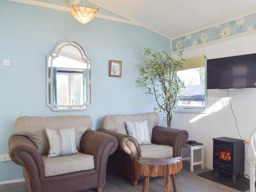 Cenarth House | Twit Too Woo - Uk6760