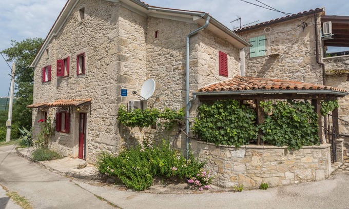 Brkac Apartment | Two bedroom apartment with terrace Motovun - Brkač, Central Istria - Središnja Istra (A-19835-a)