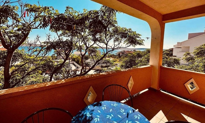 Vidalici Apartment | Two bedroom apartment with terrace and sea view Vidalići, Pag (A-24330-a)