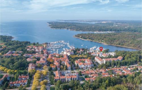Cervar Porat Apartment | Two-Bedroom Apartment In Cervar Porat
