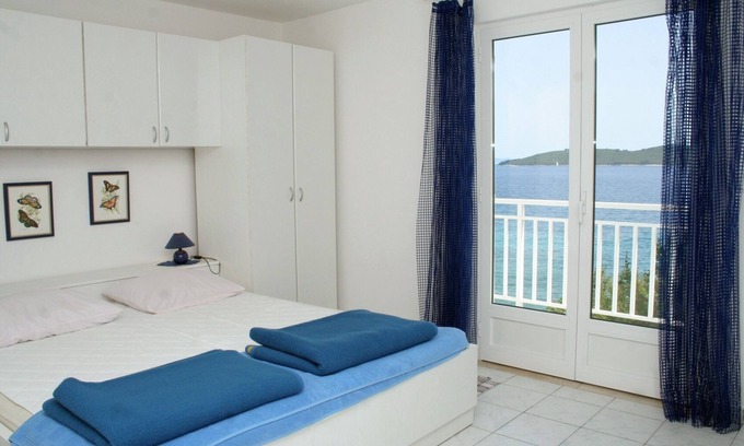 Kuciste Apartment | Two bedroom apartment near beach Kučište - Perna, Pelješac (A-4542-b)